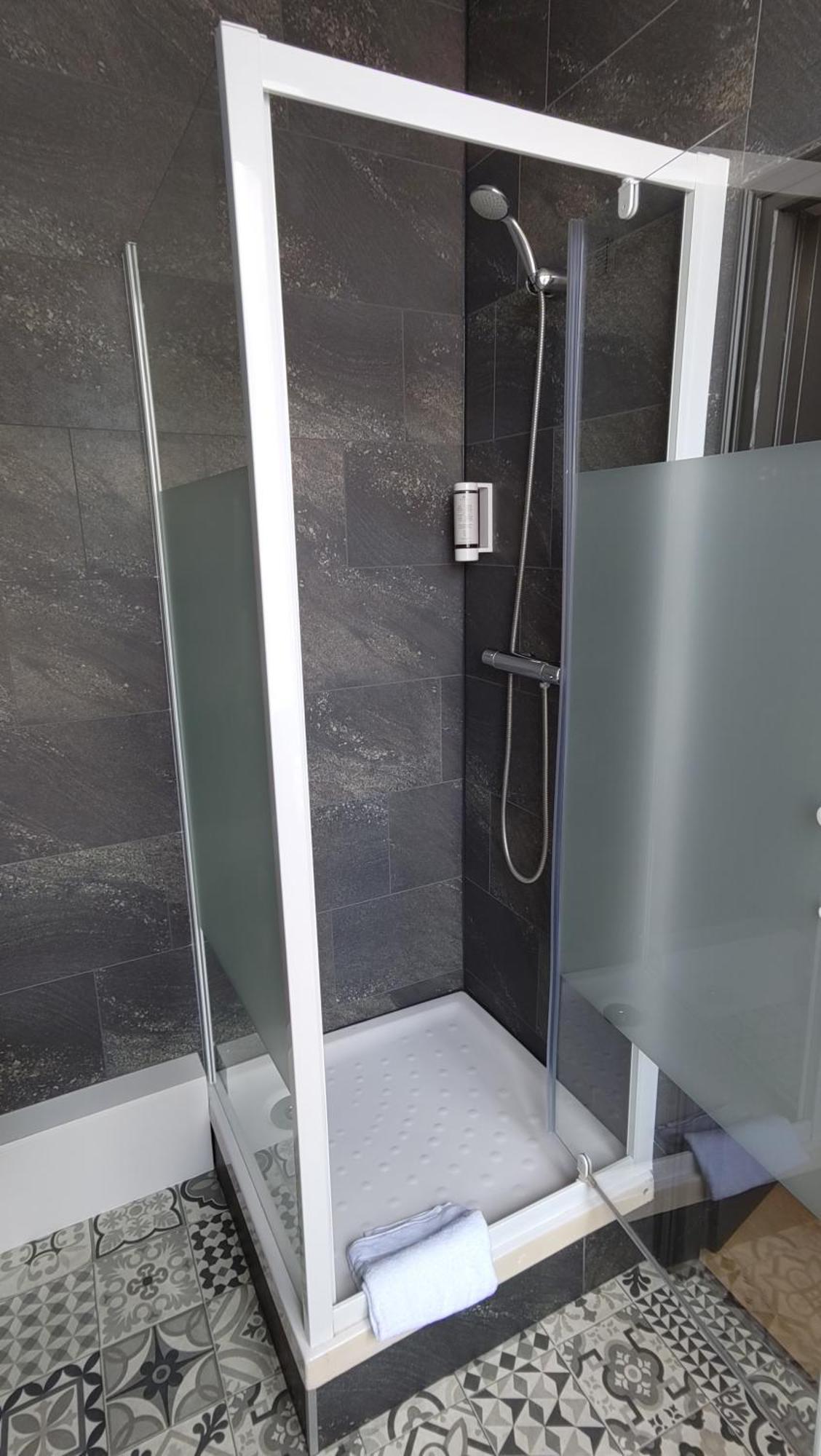 Hotel Le Colibri Aix-les-Bains Zewnętrze zdjęcie
