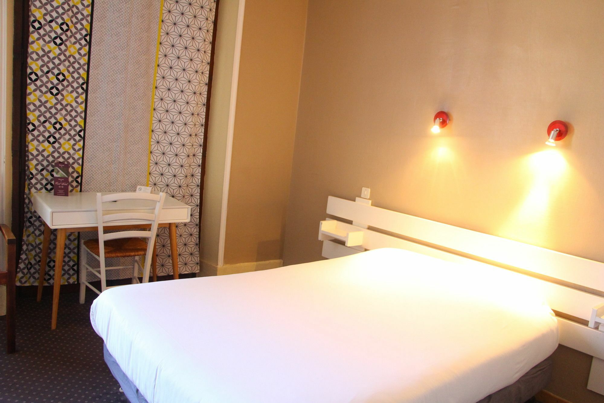 Hotel Le Colibri Aix-les-Bains Zewnętrze zdjęcie